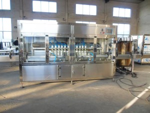 車(chē)用尿素灌裝機(jī)